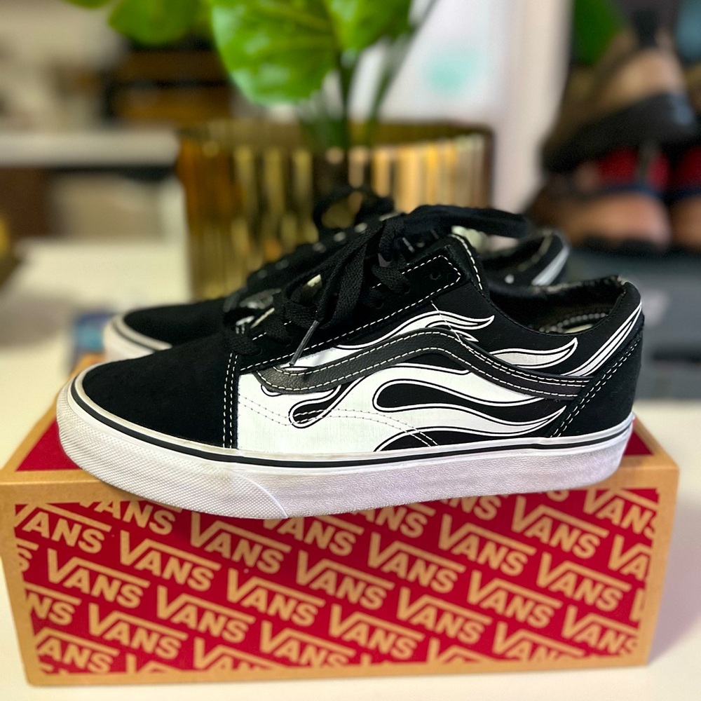 UNISEX OLD SKOOL (FLAME) for Children/Adults